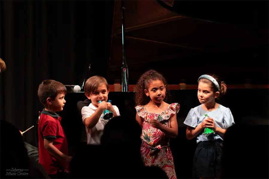 snesibilizacion e iniciacion a la musica para niños en Reus